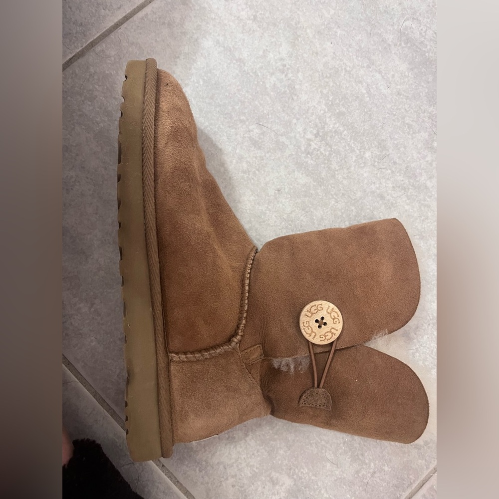 UGG Beige Sheepskin Boots - Picture 3 of 8